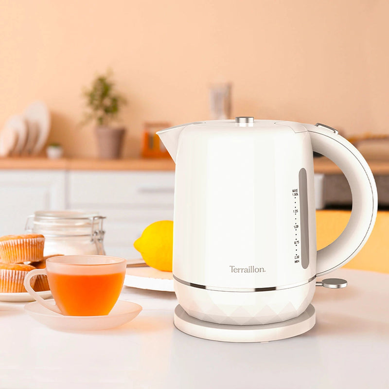 Vattenkokare Diamond 1,5L 2200W vit